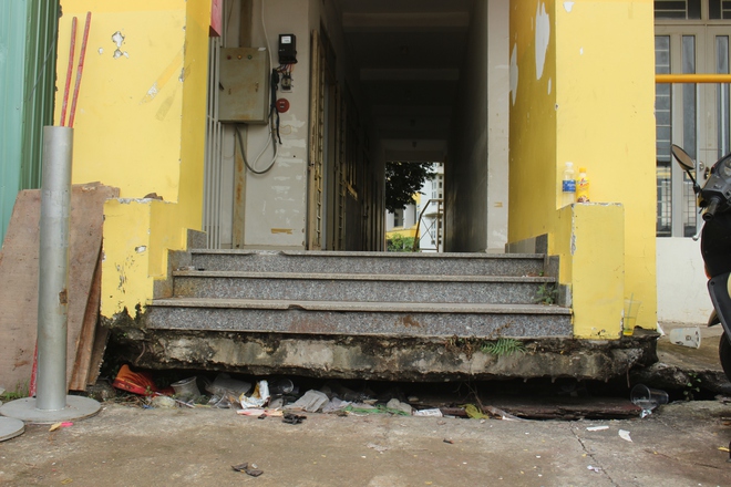 Phường lún nhanh nhất TP.HCM 'chìm' gần 1 mét: Nhiều nhà dân nứt tường, vỡ nền- Ảnh 8. Phường lún nhanh nhất TP.HCM 'chìm' gần 1 mét: Nhiều nhà dân nứt tường, vỡ nền- Ảnh 8.