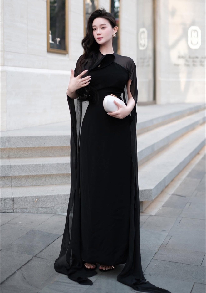 Đầm dự tiệc đẹp xuất sắc, cho nàng nổi bật mọi bữa tiệc cuối năm- Ảnh 10.