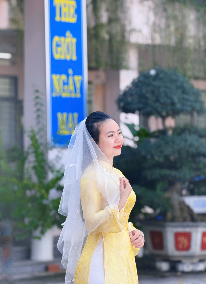 'Trường tiểu học có 2 thầy cô cưới nhau' gây sốt - Ảnh 6.