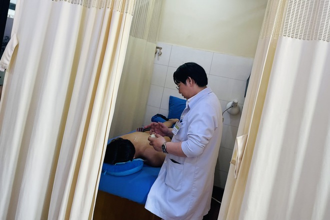 Khuất tất thực h&agrave;nh lấy giấy ph&eacute;p h&agrave;nh nghề b&aacute;c sĩ: Sở Y tế TP.HCM n&oacute;i g&igrave;? - Ảnh 3.