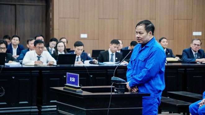 2 cựu Phó chánh án TAND cấp cao tại Đà Nẵng hầu tòa- Ảnh 4. 2 cựu Phó chánh án TAND cấp cao tại Đà Nẵng hầu tòa- Ảnh 4.