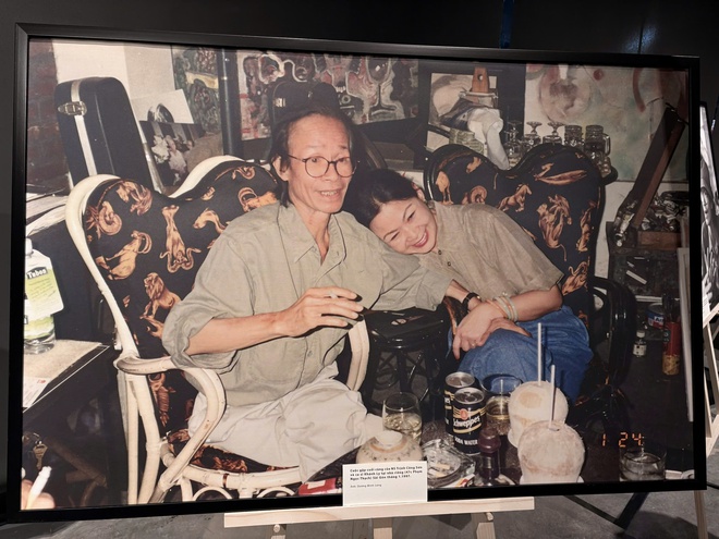 
Lệ Quy&ecirc;n, Uy&ecirc;n Linh... h&aacute;t trong đ&ecirc;m nhạc Trịnh C&ocirc;ng Sơn, g&acirc;y quỹ hơn 1 tỉ đồng- Ảnh 2.