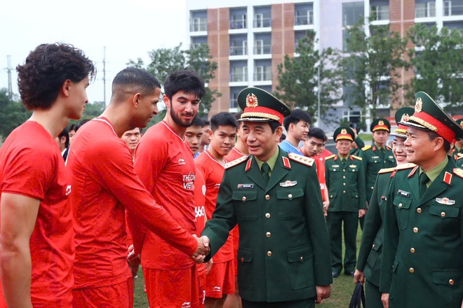 Đại tướng Phan Văn Giang kỳ vọng Thể Công Viettel giữ vững bản sắc, lan tỏa mạnh mẽ tinh thần quân đội- Ảnh 3. Đại tướng Phan Văn Giang kỳ vọng Thể Công Viettel giữ vững bản sắc, lan tỏa mạnh mẽ tinh thần quân đội- Ảnh 3.