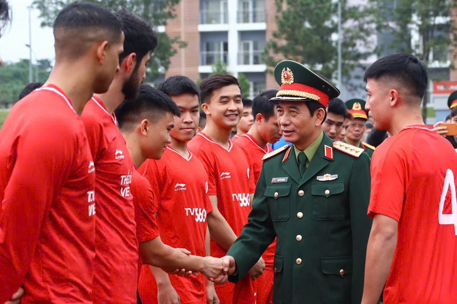 Đại tướng Phan Văn Giang kỳ vọng Thể Công Viettel giữ vững bản sắc, lan tỏa mạnh mẽ tinh thần quân đội- Ảnh 4. Đại tướng Phan Văn Giang kỳ vọng Thể Công Viettel giữ vững bản sắc, lan tỏa mạnh mẽ tinh thần quân đội- Ảnh 4.