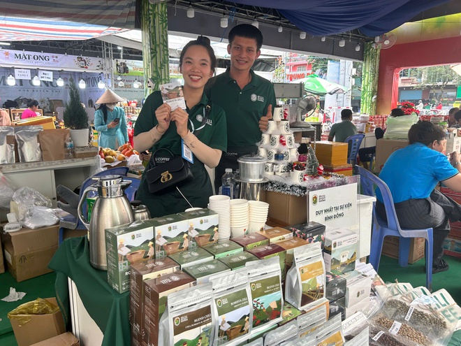 Kh&ocirc;ng c&ograve;n cảnh 'tr&ecirc;n bến dưới thuyền', chợ phi&ecirc;n cận tết tại TP.HCM liệu c&ograve;n tấp nập? - Ảnh 3.