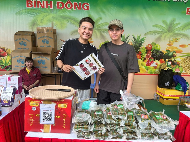 Kh&ocirc;ng c&ograve;n cảnh 'tr&ecirc;n bến dưới thuyền', chợ phi&ecirc;n cận tết tại TP.HCM liệu c&ograve;n tấp nập? - Ảnh 4.