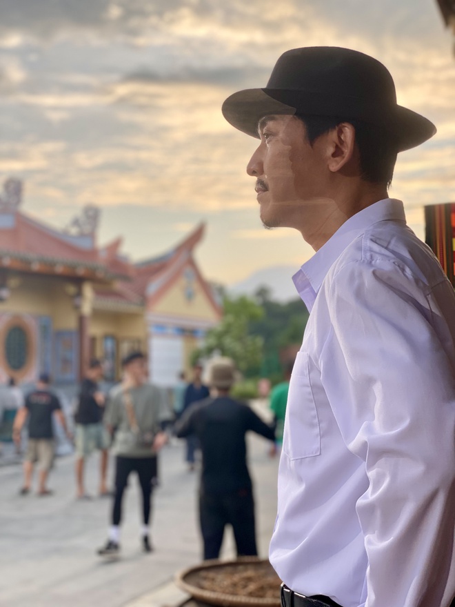 Hứa Vĩ Văn sau cơn sốt 'Mưa đỏ' - Ảnh 1.