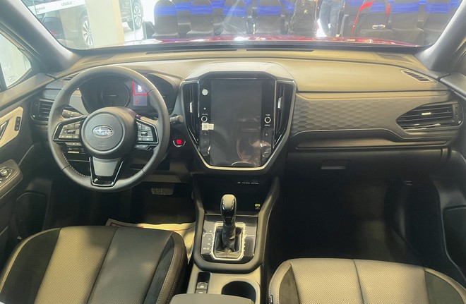 Subaru Forester 2025 nhập từ Nhật Bản: Đắt c&oacute; &lsquo;xắt ra miếng&rsquo;?- Ảnh 7.