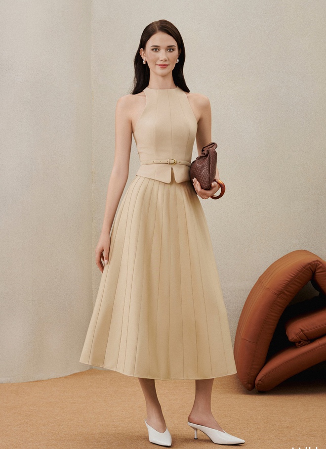 Đẹp cả tuần chỉ với ba gam màu trắng, đen, beige Đẹp cả tuần chỉ với ba gam màu trắng, đen, beige- Ảnh 6.