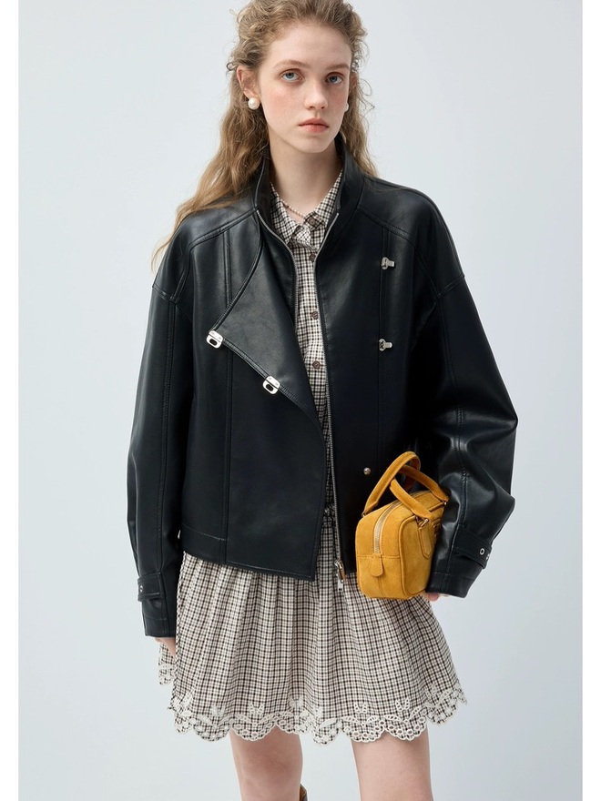 Cuối đông, thời điểm tuyệt nhất để diện áo khoác da, chân váy da - Ảnh 12.