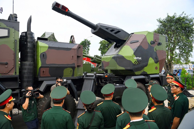 Đại tướng Nguyễn Tân Cương tiết lộ hệ thống vũ khí 'khủng' giúp quân đội hiện đại- Ảnh 6. Đại tướng Nguyễn Tân Cương tiết lộ hệ thống vũ khí 'khủng' giúp quân đội hiện đại- Ảnh 6.