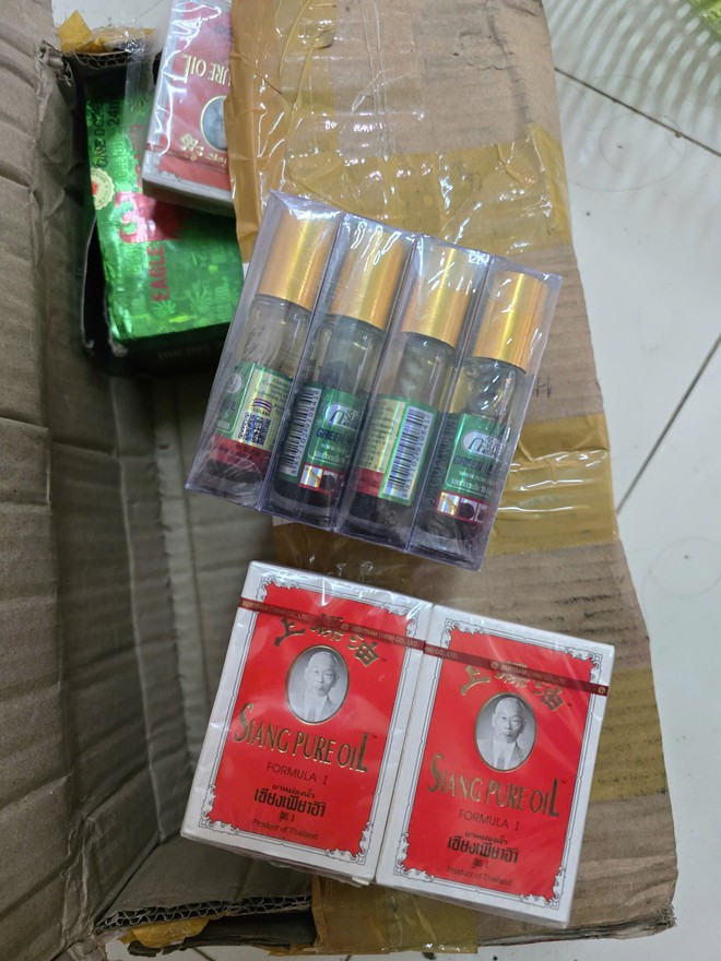 C&ocirc;ng an TP.HCM triệt ph&aacute; đường d&acirc;y sản xuất dầu gi&oacute; giả bằng h&oacute;a chất- Ảnh 2.