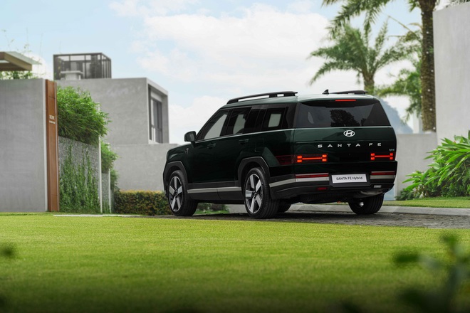 Hyundai Santa Fe tại Việt Nam c&oacute; th&ecirc;m bản hybrid, gi&aacute; 1,369 tỉ đồng- Ảnh 4.