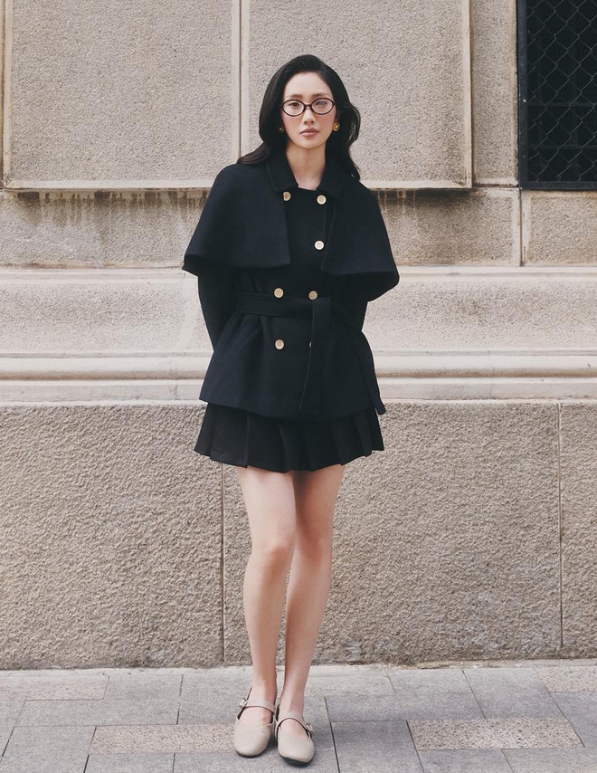 Mùa xuân 2026, mùa của những bản phối với áo khoác dáng ngắn()  - Ảnh 10.