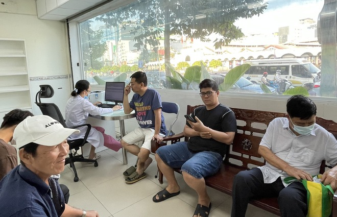 'View kh&aacute;m bệnh triệu đ&ocirc;' ở trung t&acirc;m TP.HCM- Ảnh 6.