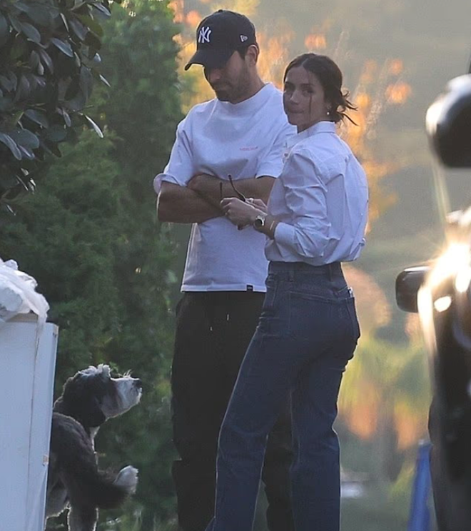 Ana de Armas hẹn hò người mới sau cuộc chia tay khó chịu với Tom Cruise - Ảnh 1.