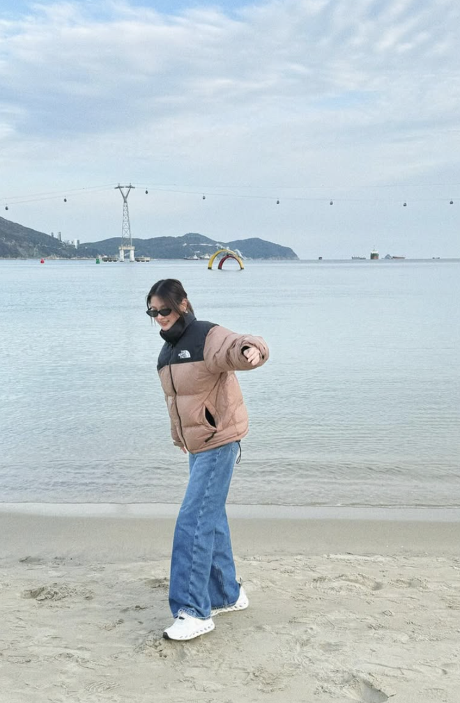 Nàng sành điệu không thể thiếu áo khoác phao trong tủ đồ mùa lạnh - Ảnh 7.