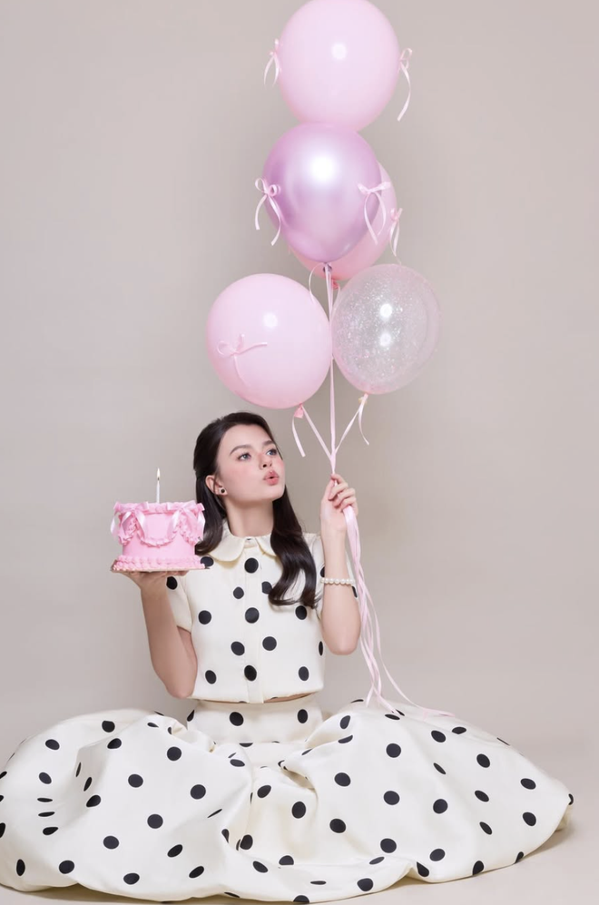 Họa tiết chấm bi trở lại mang theo vẻ đẹp dịu dàng - Ảnh 4.