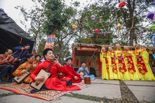 Hàng ngàn người dự lễ hội gò Đống Đa- Ảnh 16.