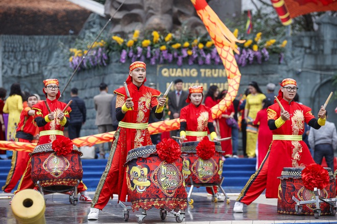 Hàng ngàn người dự lễ hội gò Đống Đa- Ảnh 18.