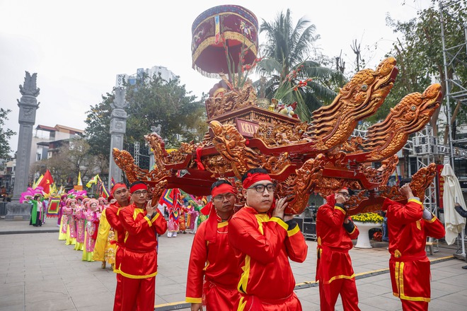 Hàng ngàn người dự lễ hội gò Đống Đa- Ảnh 5.