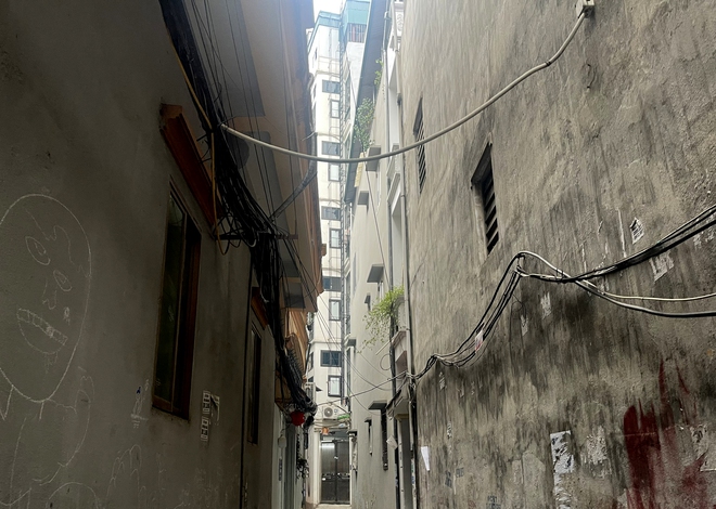 Loạt nhà trọ 'chọc trời' ở Hà Nội 'trang bị tận răng' để phòng ngừa hỏa hoạn- Ảnh 8. Loạt nhà trọ 'chọc trời' ở Hà Nội 'trang bị tận răng' để phòng ngừa hỏa hoạn- Ảnh 8.