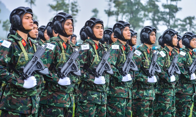 Dàn vũ khí 'đặc biệt' của khối diễu binh kỷ niệm 50 năm thống nhất đất nước- Ảnh 14. Dàn vũ khí 'đặc biệt' của khối diễu binh kỷ niệm 50 năm thống nhất đất nước- Ảnh 14.