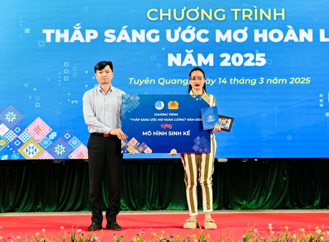 Phạm nhân được dạy nhiều nghề, tự tin khởi nghiệp khi trở về - Ảnh 1.