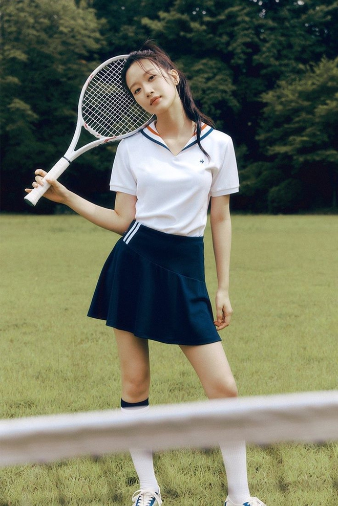 4 công thức diện đồ sporty ‘chuẩn chỉnh’ cho ngày hè nóng bức- Ảnh 7.