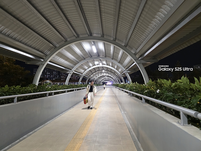 Chụp ảnh mùa hè ấn tượng cùng Galaxy S25 Ultra - Ảnh 9.