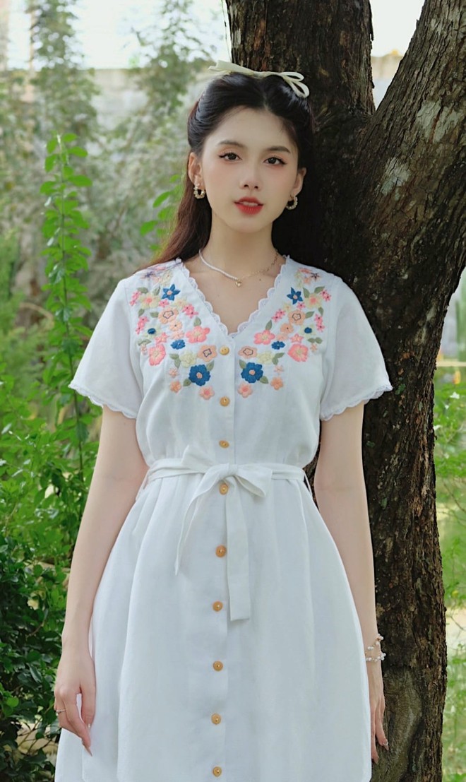 Mặc linen đơn giản nhưng sang xịn miễn bàn- Ảnh 6. Mặc linen đơn giản nhưng sang xịn miễn bàn- Ảnh 6.