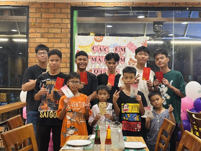 TP.HCM nghĩa tình: Mái ấm Ánh Sáng mở lối vào đời thiện lành cho trẻ mồ côi- Ảnh 11. TP.HCM nghĩa tình: Mái ấm Ánh Sáng mở lối vào đời thiện lành cho trẻ mồ côi- Ảnh 11.