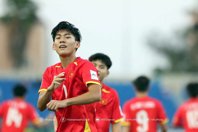 U.17 Việt Nam gục ngã ở ‘cửa thiên đường’, nỗi đau phút 87: Tại sao UAE đi World Cup?- Ảnh 3.