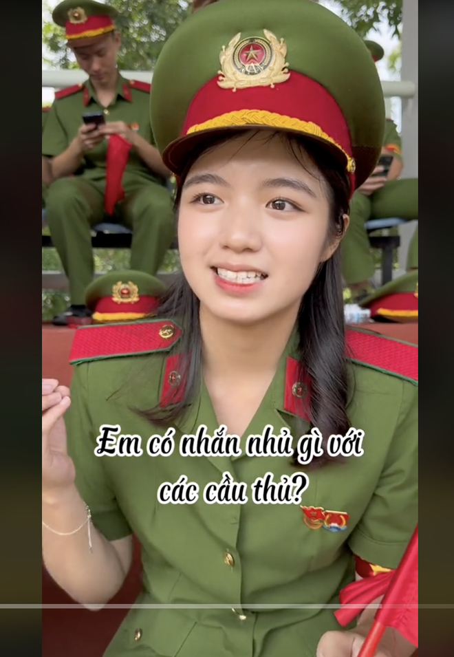 Nguyễn Bảo Chinh và hành trình khổ luyện diễu binh 50 năm thống nhất đất nước - Ảnh 3.