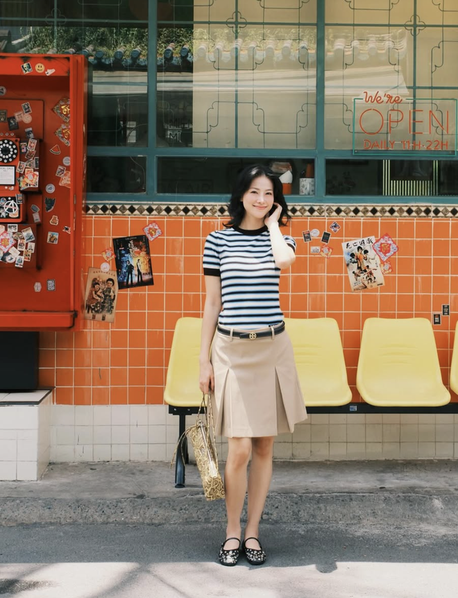 Đa dạng phong cách với chân váy, từ thanh lịch công sở đến dạo phố sành điệu - Ảnh 4.