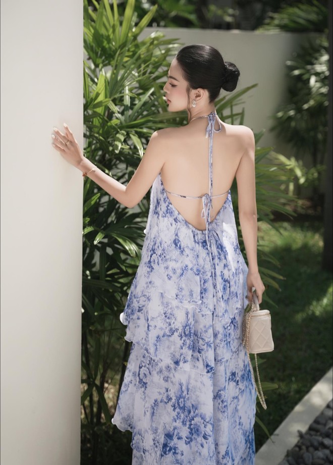 Váy tơ bồng bềnh, nhẹ mát là 'chân ái' của mọi cô gái- Ảnh 5. Váy tơ bồng bềnh, nhẹ mát là 'chân ái' của mọi cô gái- Ảnh 5.