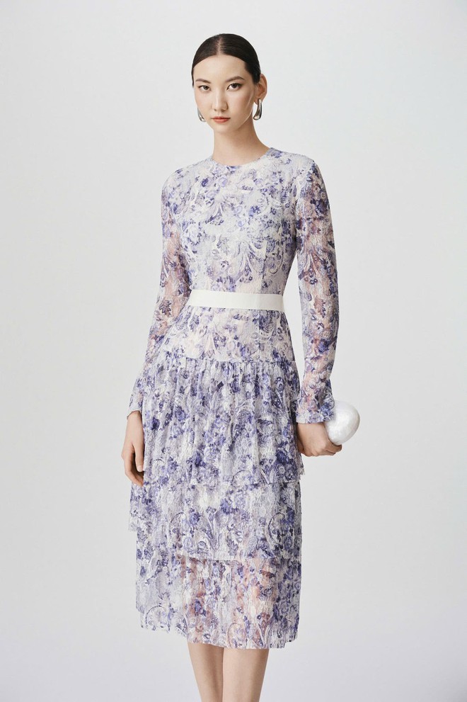 Gợi nhớ phong cách vintage cùng chiếc váy midi sang trọng giàu nữ tính- Ảnh 4.