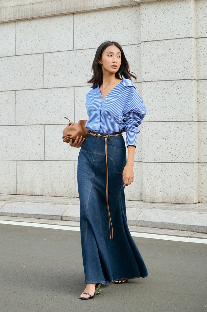 Chân váy denim là trang phục không bao giờ thiếu của phái nữ- Ảnh 2.