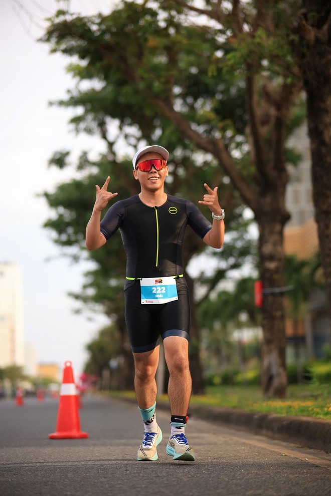IRONMAN 70.3 Đà Nẵng: Chặng đua đầy cảm xúc giữa thiên nhiên tuyệt vời- Ảnh 5. IRONMAN 70.3 Đà Nẵng: Chặng đua đầy cảm xúc giữa thiên nhiên tuyệt vời- Ảnh 5.