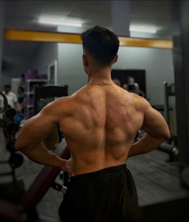 Cuộc 'lột xác' của chàng trai 105 kg giảm cân 40 kg: Kết quả bất ngờ - Ảnh 3.