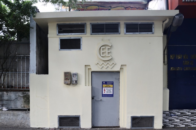 Chữ CEE gần 100 tuổi trên các trạm điện kiểu Pháp ở TP.HCM nghĩa là gì?- Ảnh 6. Chữ CEE gần 100 tuổi trên các trạm điện kiểu Pháp ở TP.HCM nghĩa là gì?- Ảnh 6.