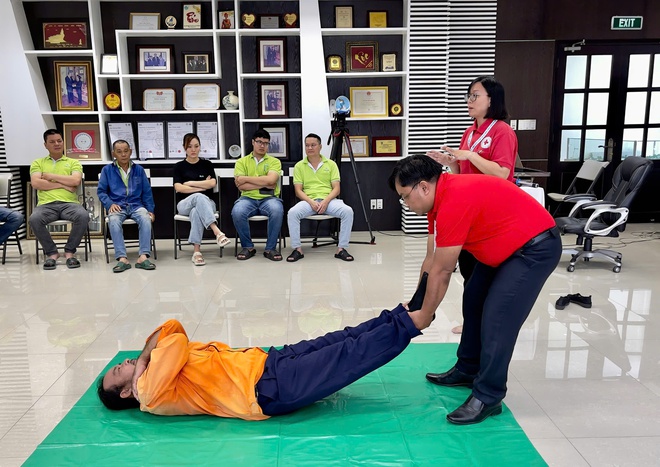 VWS chú trọng huấn luyện kỹ năng sơ cấp cứu cho người lao động   - Ảnh 3.