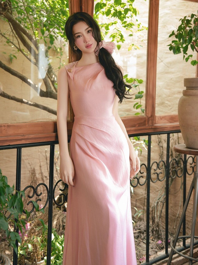 Nét thanh lịch với váy suông cho cô nàng hiện đại- Ảnh 7.