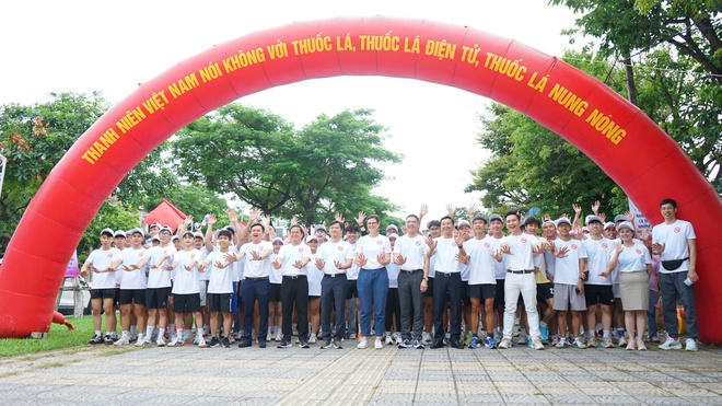 Người trẻ 'vạch trần sự hấp dẫn giả tạo' của thuốc lá điện tử  - Ảnh 4.