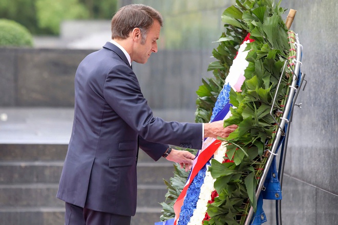 Chủ tịch nước Lương Cường chủ trì lễ đón Tổng thống Pháp Emmanuel Macron- Ảnh 12.