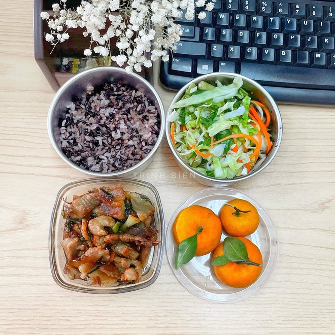 Tự nấu ăn mang đi l&agrave;m: Giải ph&aacute;p tiết kiệm cho giới trẻ hiện đại - Ảnh 5.