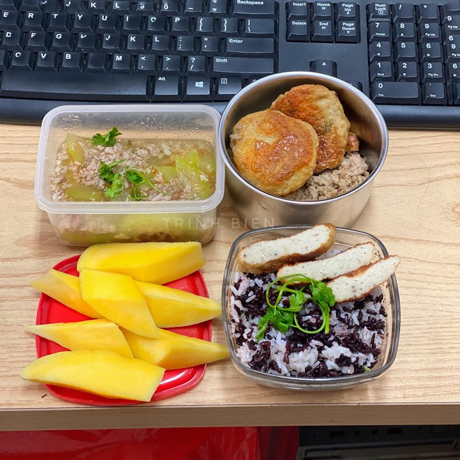 Tự nấu ăn mang đi l&agrave;m: Giải ph&aacute;p tiết kiệm cho giới trẻ hiện đại - Ảnh 3.