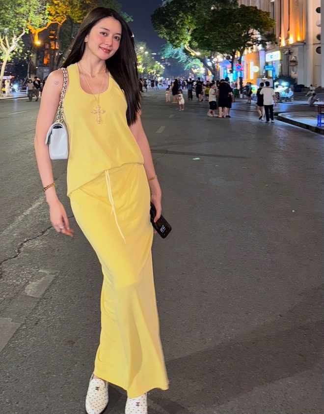 Diện đồ Jet Set ra sân bay chuẩn, đẹp như sao hạng A, fashionista- Ảnh 3.