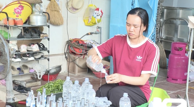 Làm giả mỹ phẩm, nửa năm bán hơn 100.000 đơn thu bất chính hơn 6 tỉ đồng - Ảnh 5.