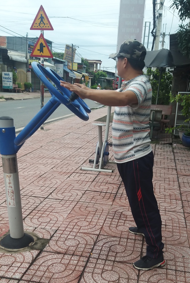 Lo cho dân nơi tập thể dục và môi trường xanh sạch- Ảnh 2. Lo cho dân nơi tập thể dục và môi trường xanh sạch- Ảnh 2.